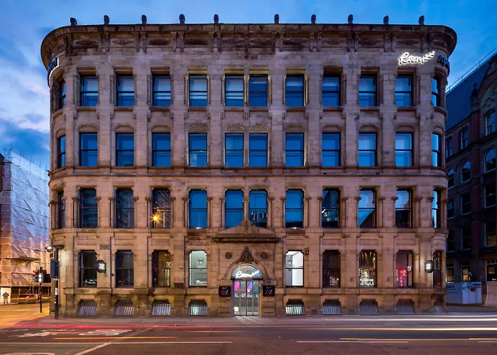 Roomzzz Manchester CityAparthotel