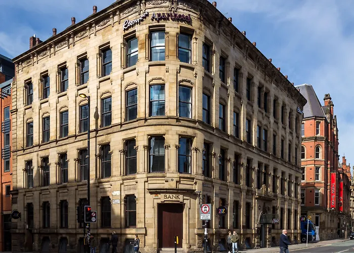 Roomzzz Manchester CityAparthotel